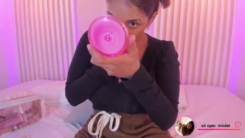 Snapshot of lila_cohen chatting on 12-04-25, 04:00 L I L A online show from 12-04-25, 04:00