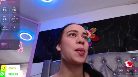   online show from 10-11-25, 12:04