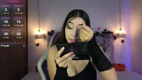 lila_min online show from 10-04-25, 02:37