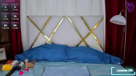Snapshot of lila_pinky_ chatting on 04-21-26, 11:38 lila_pinky_ online show from 04-21-26, 11:38
