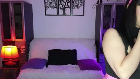 Snapshot of lila_wray chatting on 02-23-25, 03:51 Lila online show from 02-23-25, 03:51