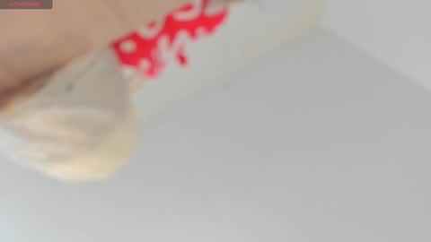 lila bailey  online show from 01-03-25, 07:29