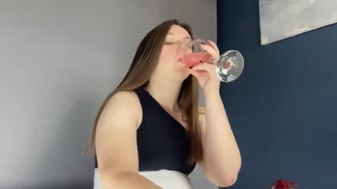 Lily online show from 10-02-25, 05:42