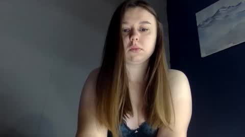 Lily online show from 10-08-25, 07:50