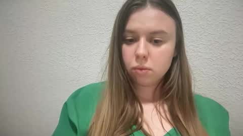 Lily online show from 10-14-25, 09:15