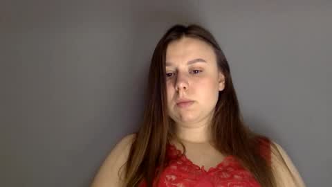 Lily online show from 10-24-25, 07:10