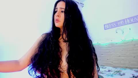 Snapshot of lilah_sweet chatting on 03-01-25, 07:15 Lilah Sweet online show from 03-01-25, 07:15