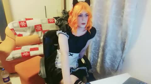 lilah_ts online show from 10-17-25, 02:48