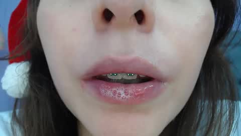 Snapshot of lilasuni chatting on 12-04-24, 09:57 Lilasuni online show from 12-04-24, 09:57