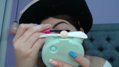 Snapshot of lilasuni chatting on 09-13-25, 04:18 Lilasuni online show from 09-13-25, 04:18