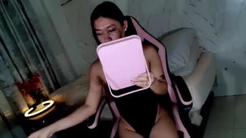 Snapshot of lilatara chatting on 05-09-26, 04:06 Lila online show from 05-09-26, 04:06