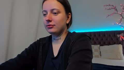 LilaVame online show from 10-06-25, 07:11