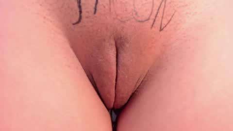 Snapshot of lilawest chatting on 01-25-25, 11:22 Lila West online show from 01-25-25, 11:22