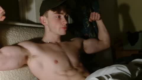 lilbearxxxx online show from 02-16-25, 09:48