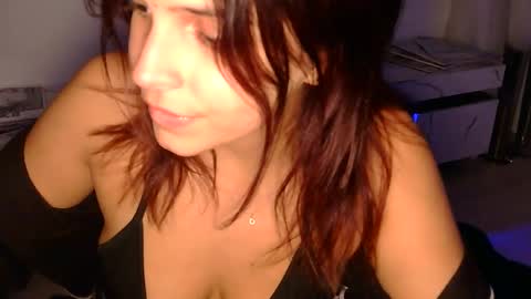 Rebecca online show from 11-05-25, 06:13