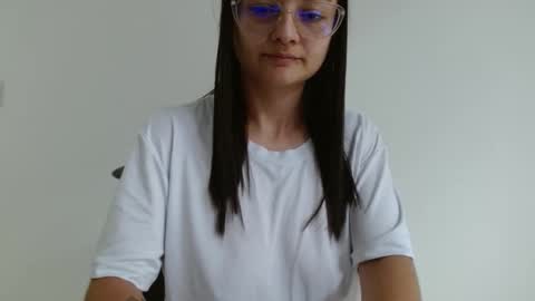 Valeri Villalobos  IG villa lobosvaleri online show from 04-04-26, 03:20