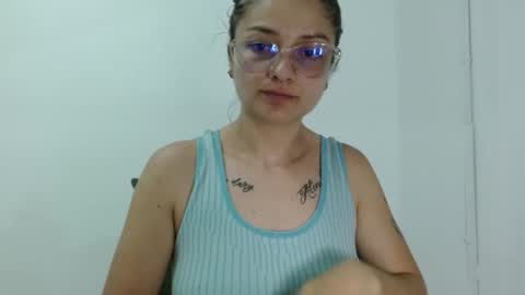 Valeri Villalobos  IG villa lobosvaleri online show from 04-26-26, 11:24