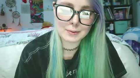 emily ryanson online show from 12-16-24, 08:26