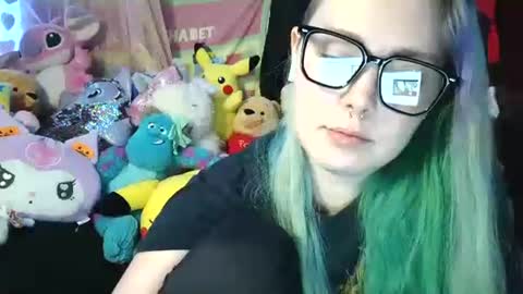 emily ryanson online show from 12-18-24, 05:00