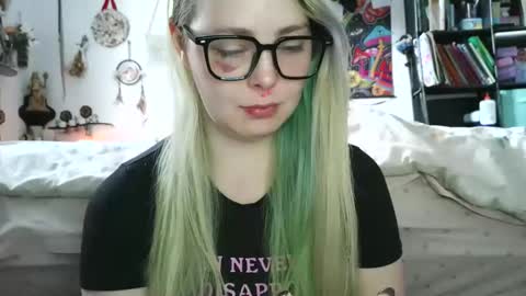 emily ryanson online show from 01-21-25, 05:20