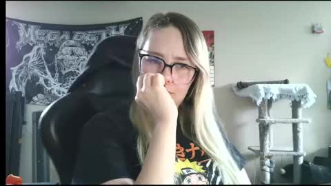 Snapshot of lilemmy1999 chatting on 05-07-26, 05:51 emily ryanson online show from 05-07-26, 05:51
