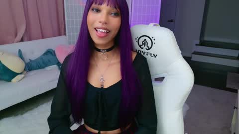 Snapshot of lileviemarie chatting on 02-28-25, 02:09 evie online show from 02-28-25, 02:09