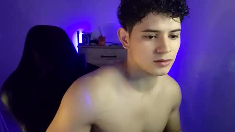 Snapshot of lilhotnando chatting on 04-11-26, 03:22 Fernando online show from 04-11-26, 03:22