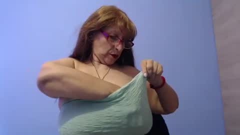 lilieth online show from 09-21-25, 05:03