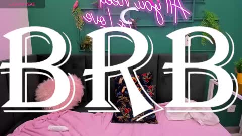 Lilli  follow me kiss online show from 02-10-25, 08:20