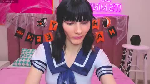 Lilli  follow me kiss online show from 10-23-25, 11:31