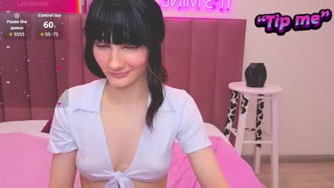 Lilli  follow me kiss online show from 11-13-25, 03:11