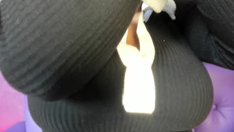 Lili  online show from 03-23-26, 07:18