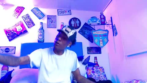 lili_roussi online show from 10-21-25, 03:51