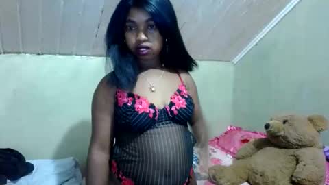 Snapshot of liliahsexie chatting on 01-07-25, 06:56 liliah online show from 01-07-25, 06:56