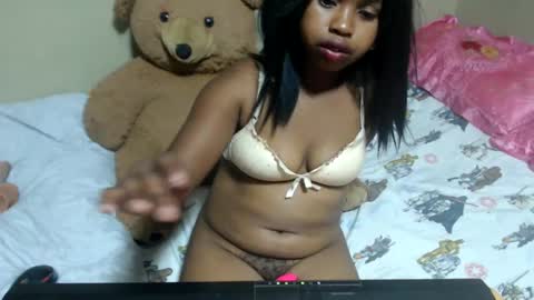 Snapshot of liliahsexie chatting on 01-14-25, 08:15 liliah online show from 01-14-25, 08:15