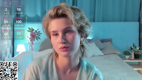 Snapshot of lilian_daniels chatting on 11-19-25, 01:16 Lilian online show from 11-19-25, 01:16