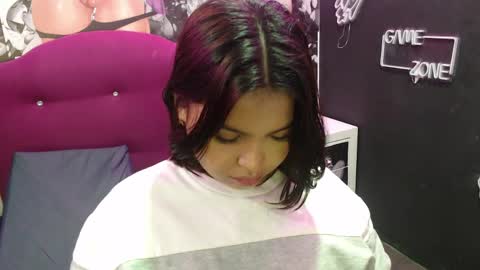 Snapshot of liliana_pink chatting on 04-06-26, 12:08 liliana online show from 04-06-26, 12:08