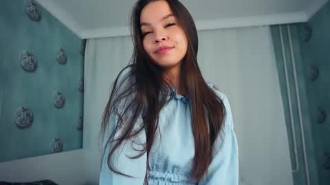 Snapshot of lilianapippens chatting on 11-29-25, 06:49 sunny Melissa online show from 11-29-25, 06:49