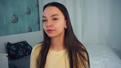 Snapshot of lilianapippens chatting on 11-30-25, 06:17 sunny Melissa online show from 11-30-25, 06:17