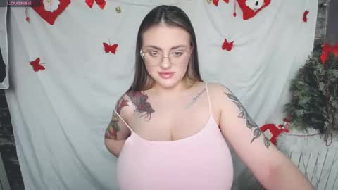 Snapshot of liliaterenzi_ chatting on 01-04-25, 04:22 Lilia online show from 01-04-25, 04:22