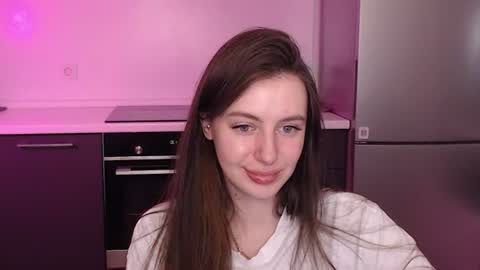 Snapshot of liliatlu chatting on 06-10-26, 10:30 Lilu online show from 06-10-26, 10:30