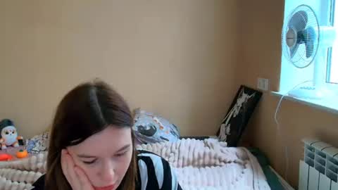 liliawoolf online show from 10-07-25, 10:34