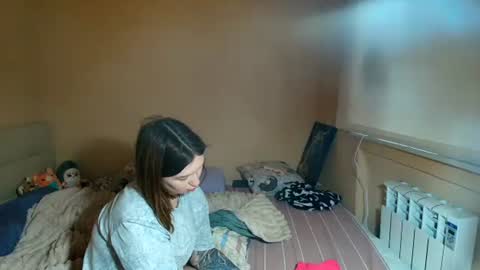 liliawoolf online show from 10-08-25, 04:54