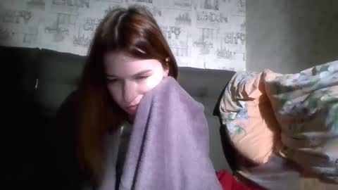 liliawoolf online show from 10-23-25, 06:28