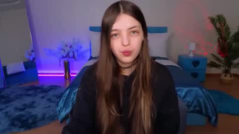 Lili Bakery online show from 04-04-26, 03:27