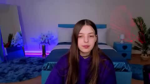 Lili Bakery online show from 04-21-26, 02:51