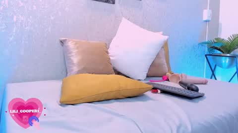 Lili Cooper online show from 03-07-25, 11:27