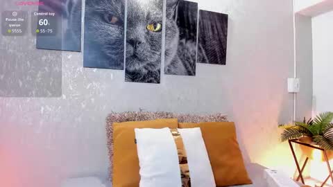 Lili Cooper online show from 09-29-25, 04:17