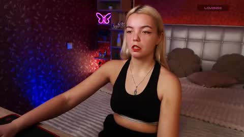 Lilie online show from 02-01-25, 07:55