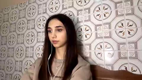 Snapshot of lilihalvorsen chatting on 11-14-25, 10:18 Lina online show from 11-14-25, 10:18